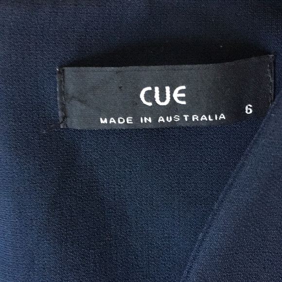 Blue peplum dress size 0 Cue (small burn) - Picture 7 of 7